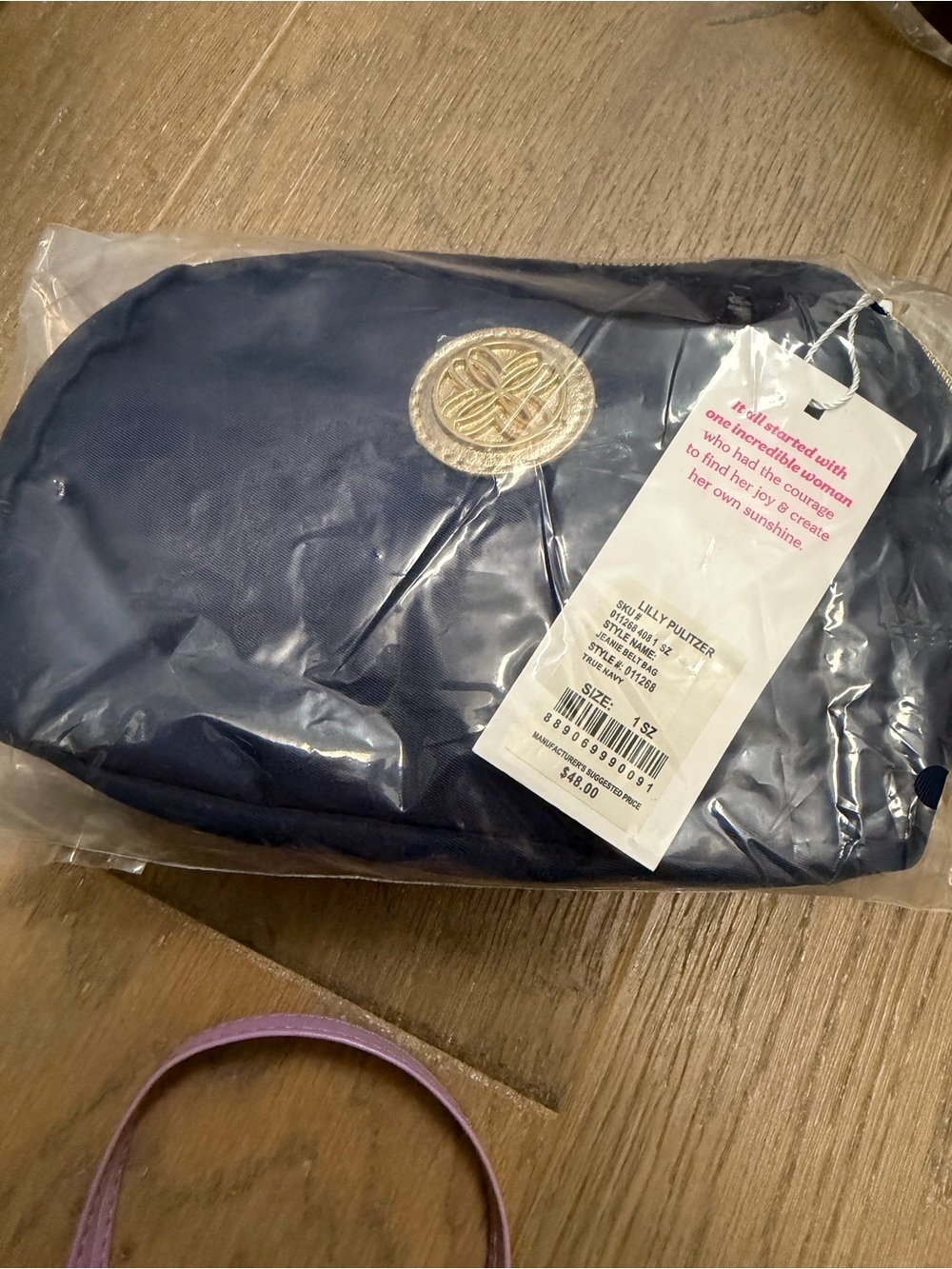 Lilly Pulitzer Navy belt bag fanny bag with Gold Medallion nwt